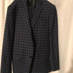 Men’s Armani Exchange Suit